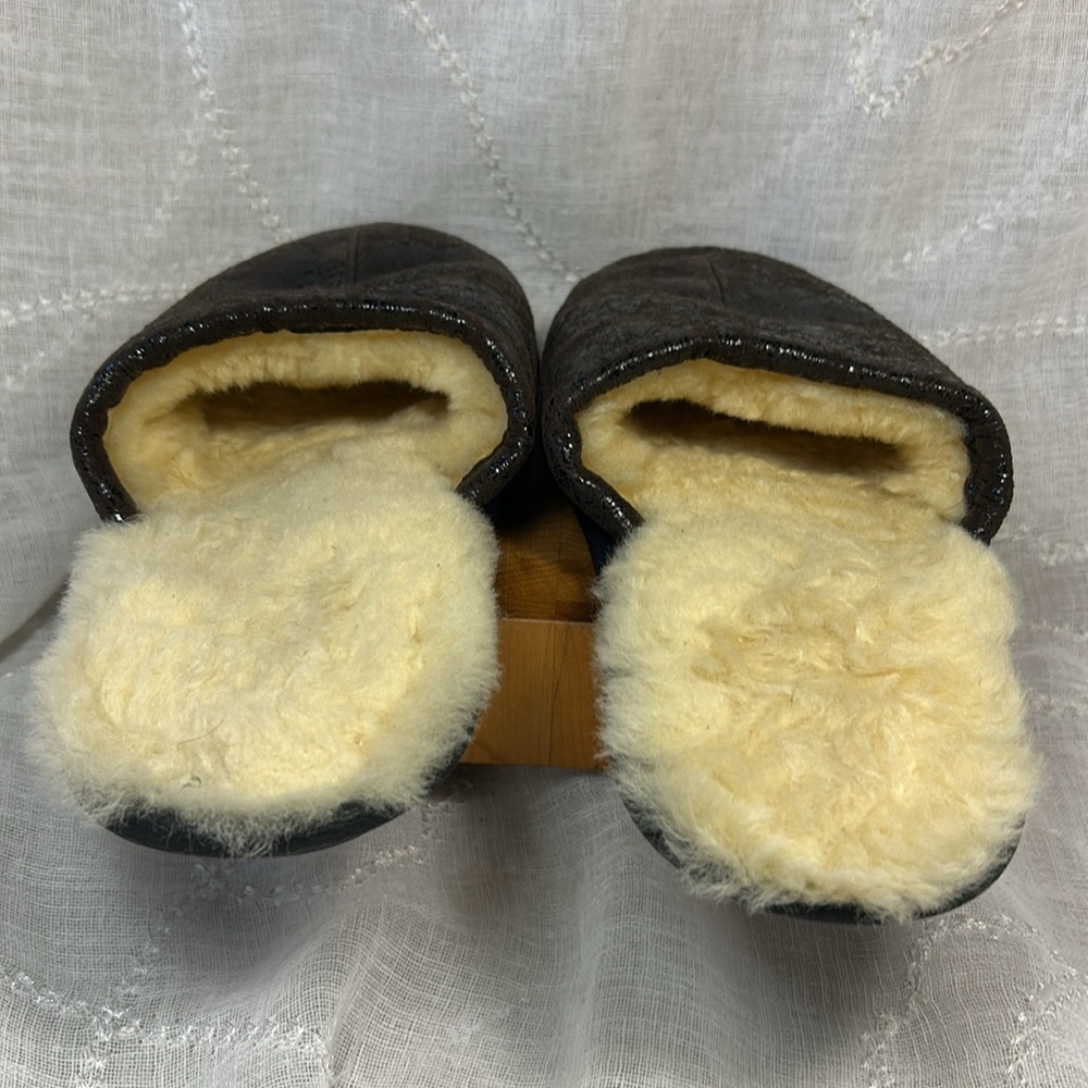 Handmade sheepskin sleepers - Picture 2 of 5